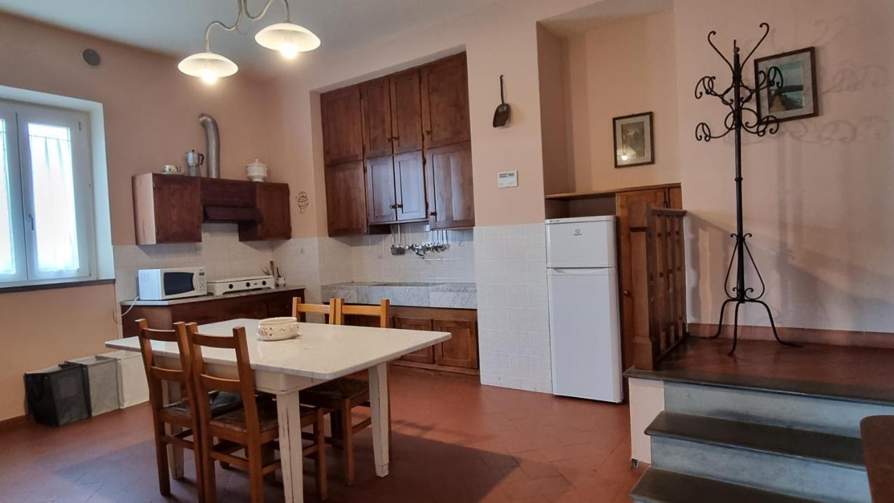 Agriturismo La Corte Пистоя Екстериор снимка